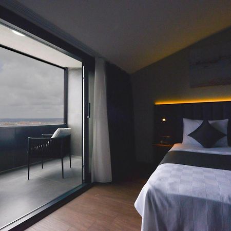 Istport Garden Hotels Arnavutkoy Ngoại thất bức ảnh A room at the hotel