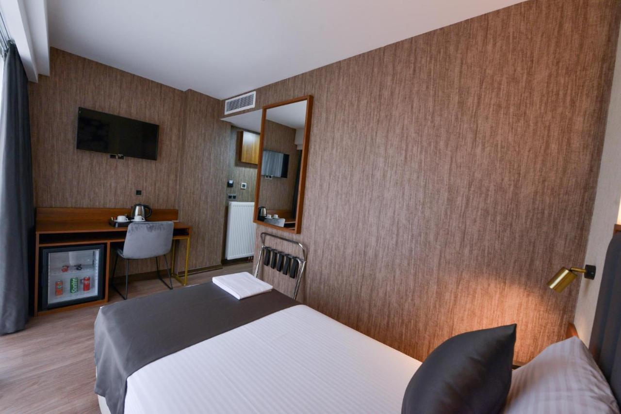 Istport Garden Hotels Arnavutkoy Ngoại thất bức ảnh A room at the hotel
