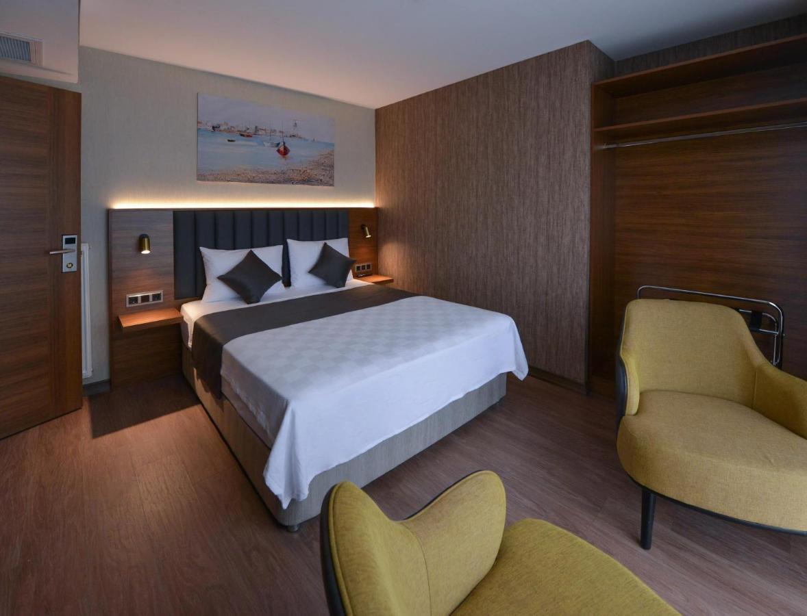 Istport Garden Hotels Arnavutkoy Ngoại thất bức ảnh A room at the hotel